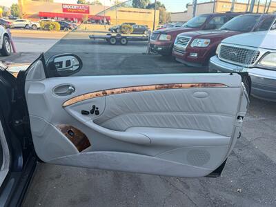 2005 Mercedes-Benz CLK CLK 320   - Photo 38 - Los Angeles, CA 91306