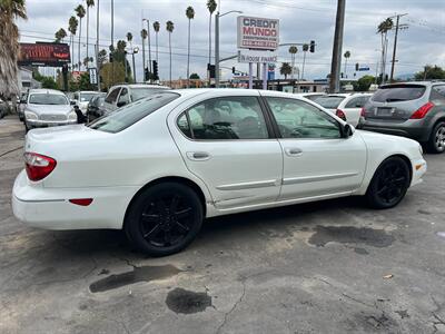 2000 INFINITI I30   - Photo 6 - Los Angeles, CA 91306