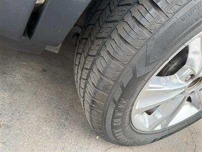 2010 Lincoln MKX - Photo 14 - Los Angeles, CA 91306