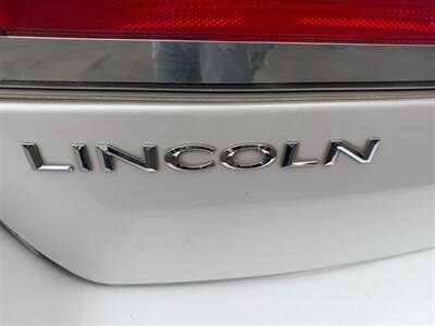 2010 Lincoln MKX - Photo 39 - Los Angeles, CA 91306