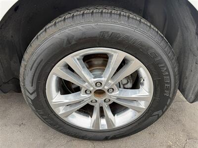 2010 Lincoln MKX - Photo 13 - Los Angeles, CA 91306