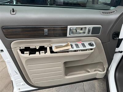 2010 Lincoln MKX - Photo 69 - Los Angeles, CA 91306