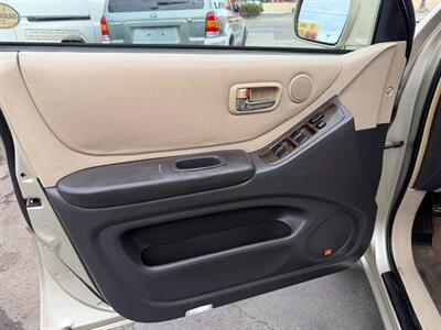 2001 Toyota Highlander - Photo 16 - Los Angeles, CA 91306
