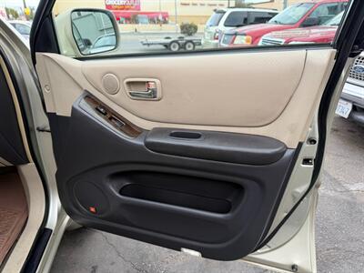 2001 Toyota Highlander - Photo 40 - Los Angeles, CA 91306