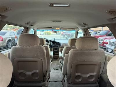 2000 Toyota Sienna LE   - Photo 23 - Los Angeles, CA 91306