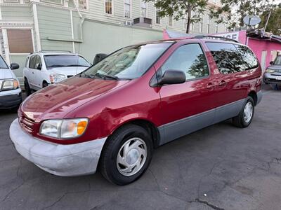 2000 Toyota Sienna LE   - Photo 26 - Los Angeles, CA 91306