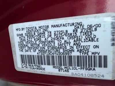 2000 Toyota Sienna LE   - Photo 56 - Los Angeles, CA 91306