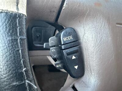 2000 Toyota Sienna LE   - Photo 53 - Los Angeles, CA 91306