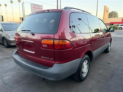 2000 Toyota Sienna LE   - Photo 34 - Los Angeles, CA 91306