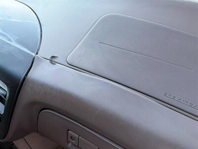 2000 Toyota Sienna LE   - Photo 63 - Los Angeles, CA 91306