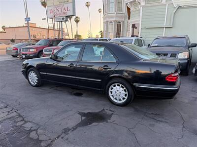 2000 Mercedes-Benz E 320   - Photo 10 - Los Angeles, CA 91306