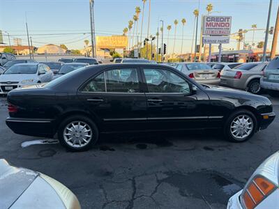 2000 Mercedes-Benz E 320   - Photo 5 - Los Angeles, CA 91306