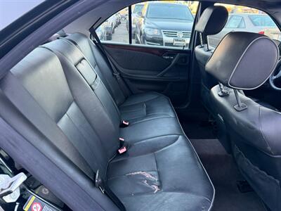 2000 Mercedes-Benz E 320   - Photo 40 - Los Angeles, CA 91306