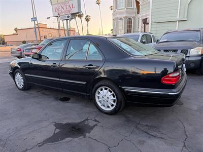 2000 Mercedes-Benz E 320   - Photo 31 - Los Angeles, CA 91306