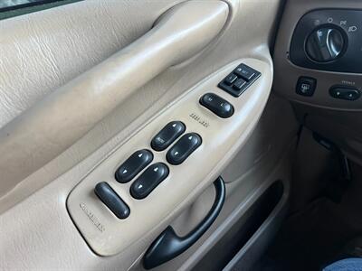 2000 Ford Expedition Eddie Bauer   - Photo 48 - Los Angeles, CA 91306