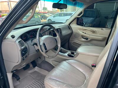 2000 Ford Expedition Eddie Bauer   - Photo 16 - Los Angeles, CA 91306