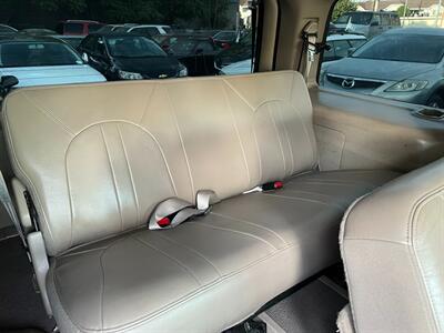 2000 Ford Expedition Eddie Bauer   - Photo 43 - Los Angeles, CA 91306