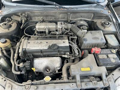 2001 Hyundai ACCENT GL   - Photo 65 - Los Angeles, CA 91306