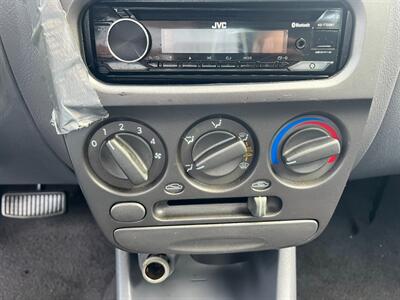 2001 Hyundai ACCENT GL   - Photo 46 - Los Angeles, CA 91306