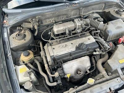 2001 Hyundai ACCENT GL   - Photo 64 - Los Angeles, CA 91306