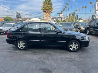 2001 Hyundai ACCENT GL   - Photo 35 - Los Angeles, CA 91306