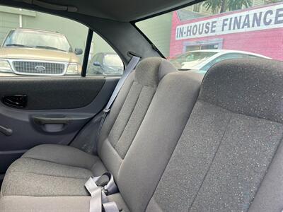 2001 Hyundai ACCENT GL   - Photo 19 - Los Angeles, CA 91306