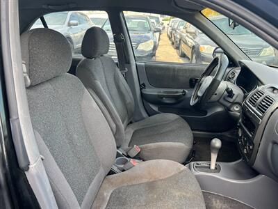 2001 Hyundai ACCENT GL   - Photo 39 - Los Angeles, CA 91306