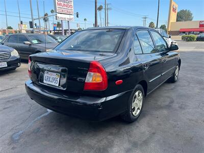 2001 Hyundai ACCENT GL   - Photo 8 - Los Angeles, CA 91306