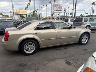 2009 Chrysler 300 LX   - Photo 35 - Los Angeles, CA 91306
