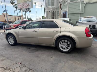 2009 Chrysler 300 LX   - Photo 30 - Los Angeles, CA 91306