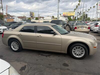 2009 Chrysler 300 LX   - Photo 3 - Los Angeles, CA 91306