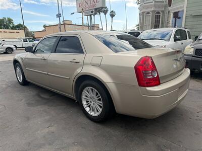 2009 Chrysler 300 LX   - Photo 31 - Los Angeles, CA 91306