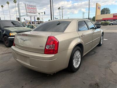 2009 Chrysler 300 LX   - Photo 34 - Los Angeles, CA 91306