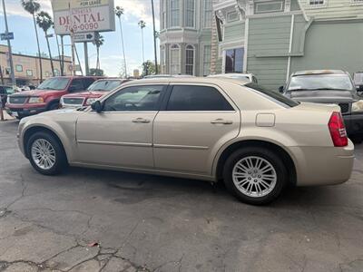 2009 Chrysler 300 LX   - Photo 11 - Los Angeles, CA 91306