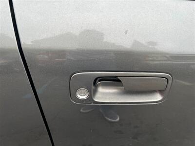 2003 Toyota Avalon XLS   - Photo 67 - Los Angeles, CA 91306