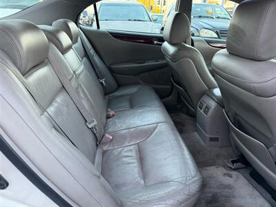 2002 Lexus ES 300   - Photo 42 - Los Angeles, CA 91306