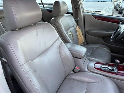 2002 Lexus ES 300   - Photo 41 - Los Angeles, CA 91306