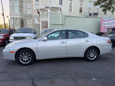 2002 Lexus ES 300   - Photo 11 - Los Angeles, CA 91306