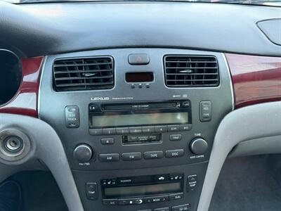 2002 Lexus ES 300   - Photo 47 - Los Angeles, CA 91306