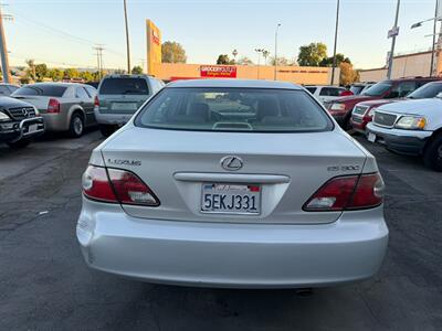 2002 Lexus ES 300   - Photo 8 - Los Angeles, CA 91306
