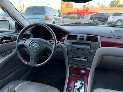 2002 Lexus ES 300   - Photo 24 - Los Angeles, CA 91306