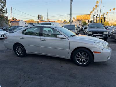 2002 Lexus ES 300   - Photo 3 - Los Angeles, CA 91306