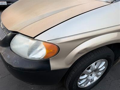 2002 Chrysler Town and Country EX   - Photo 59 - Los Angeles, CA 91306