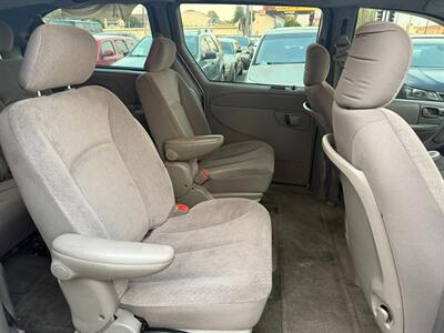 2002 Chrysler Town and Country EX   - Photo 43 - Los Angeles, CA 91306