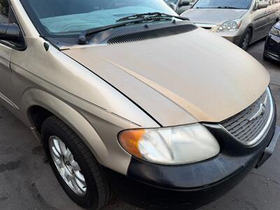 2002 Chrysler Town and Country EX   - Photo 69 - Los Angeles, CA 91306