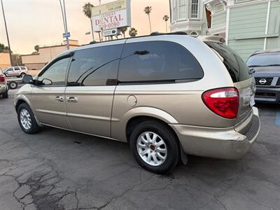 2002 Chrysler Town and Country EX   - Photo 30 - Los Angeles, CA 91306