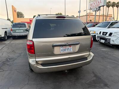 2002 Chrysler Town and Country EX   - Photo 32 - Los Angeles, CA 91306