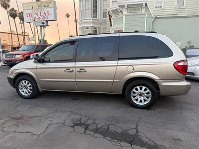 2002 Chrysler Town and Country EX   - Photo 29 - Los Angeles, CA 91306