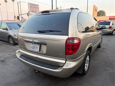 2002 Chrysler Town and Country EX   - Photo 8 - Los Angeles, CA 91306