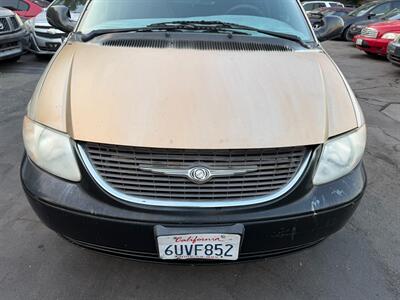 2002 Chrysler Town and Country EX   - Photo 70 - Los Angeles, CA 91306